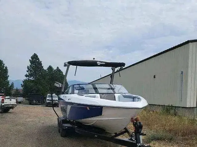 Malibu Wakesetter 22 Lsv