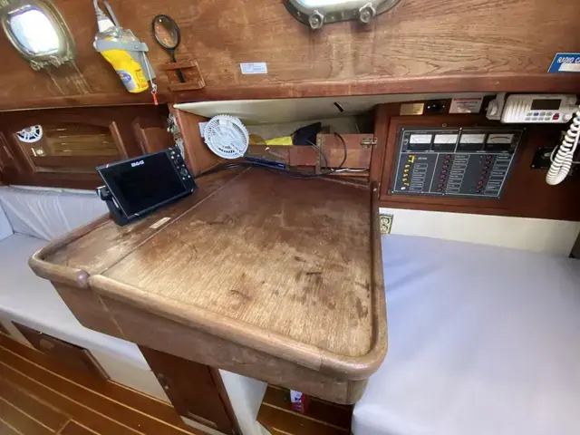 Pacific Seacraft 34