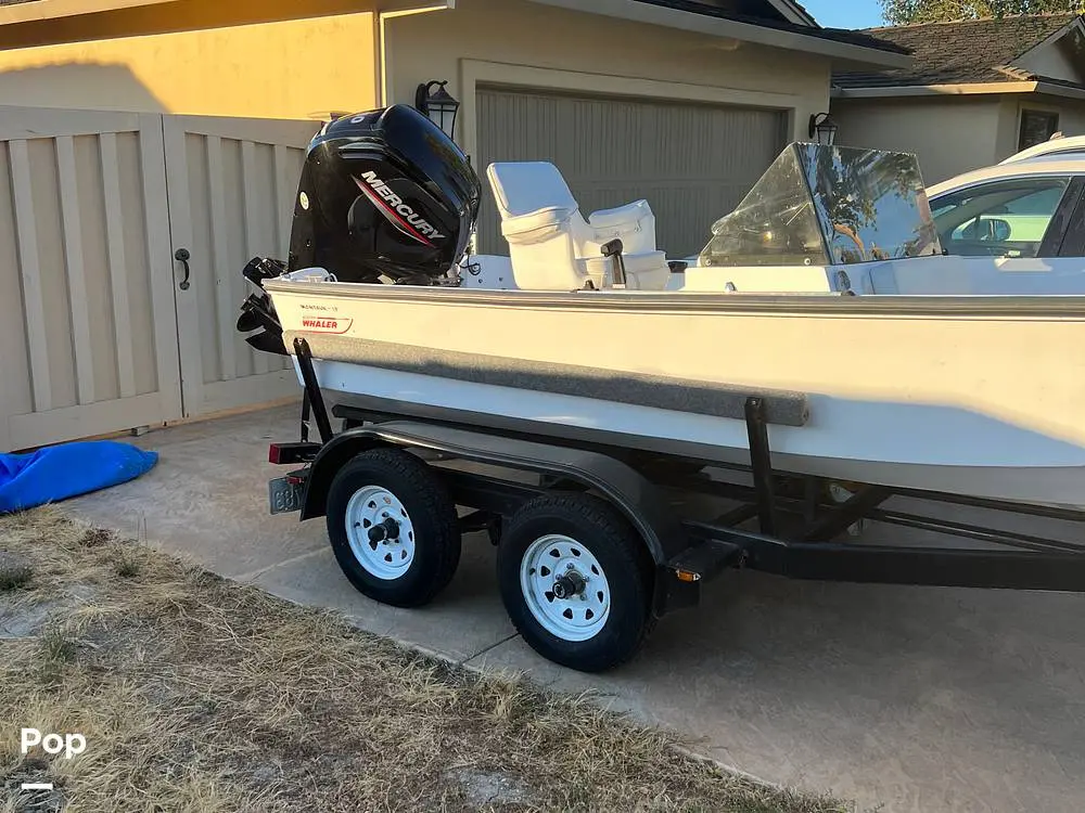 1980 Boston Whaler 170 montauk