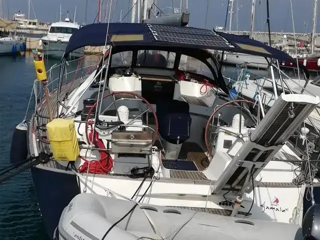 Jeanneau 54 Deck salon