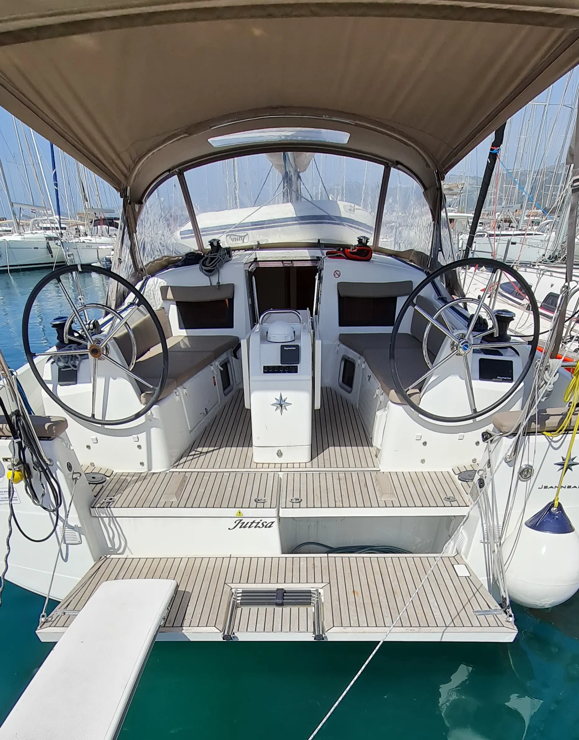 2016 Jeanneau sun odyssey 479