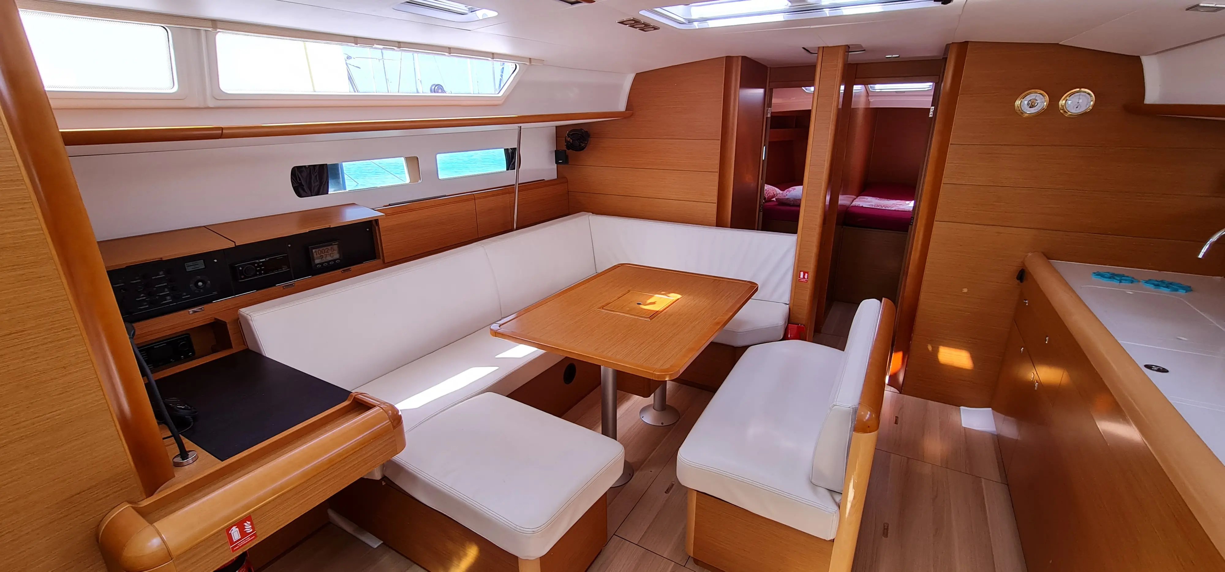 2016 Jeanneau sun odyssey 479