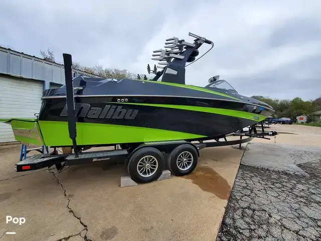 Malibu M235