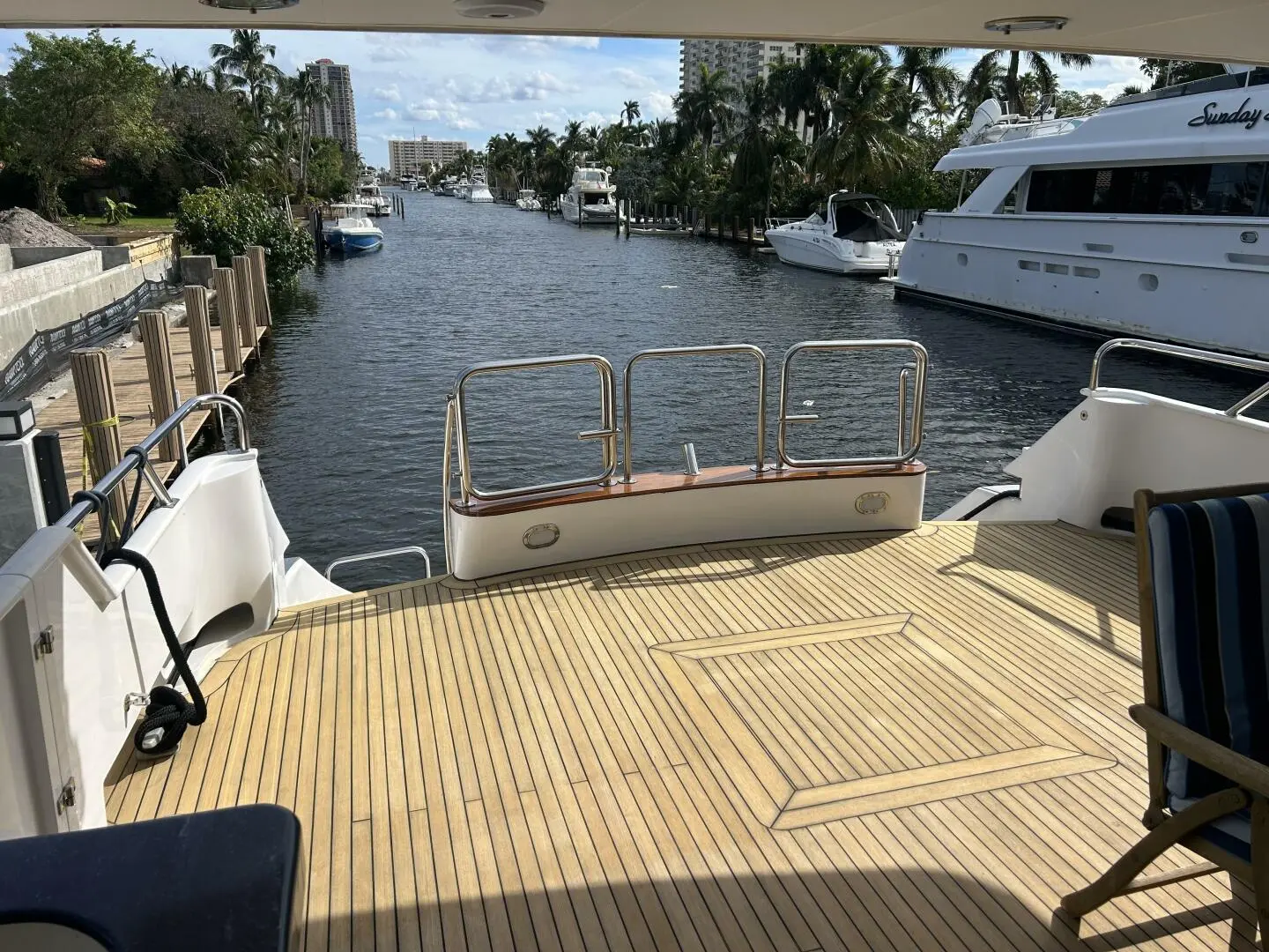 1983 Broward raised pilothouse