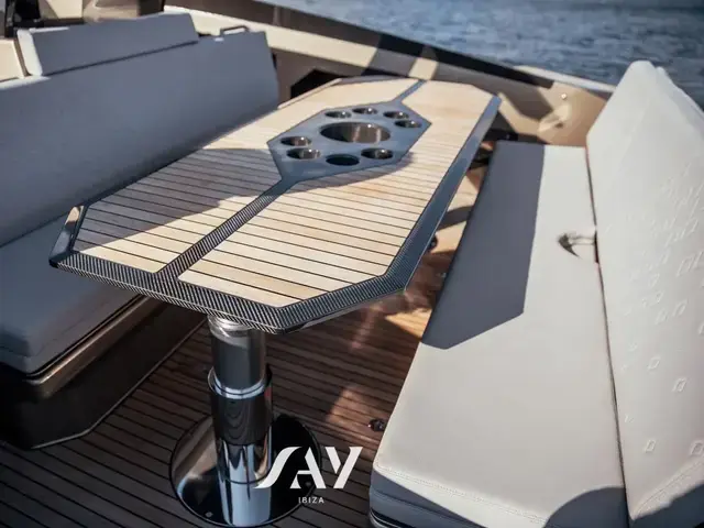 SAY Carbon 42'