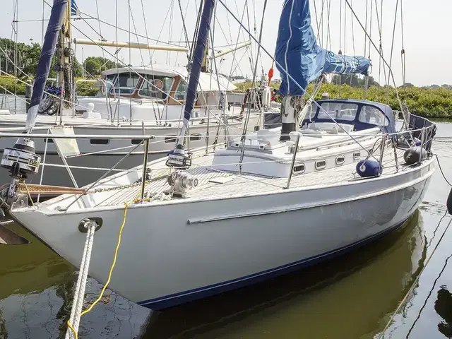 Franz Maas Hawk 42