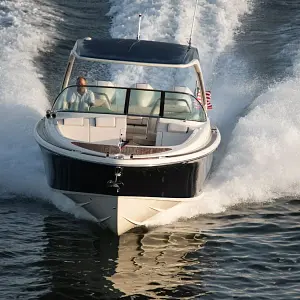 2023 Chris-Craft Launch 35 GT