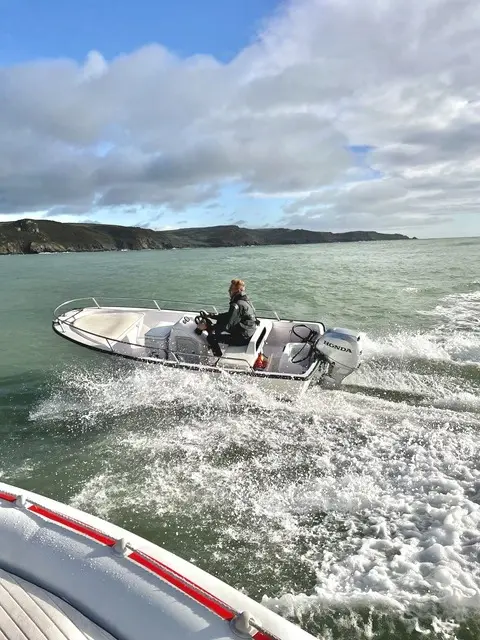 Boston Whaler 13 Dauntless