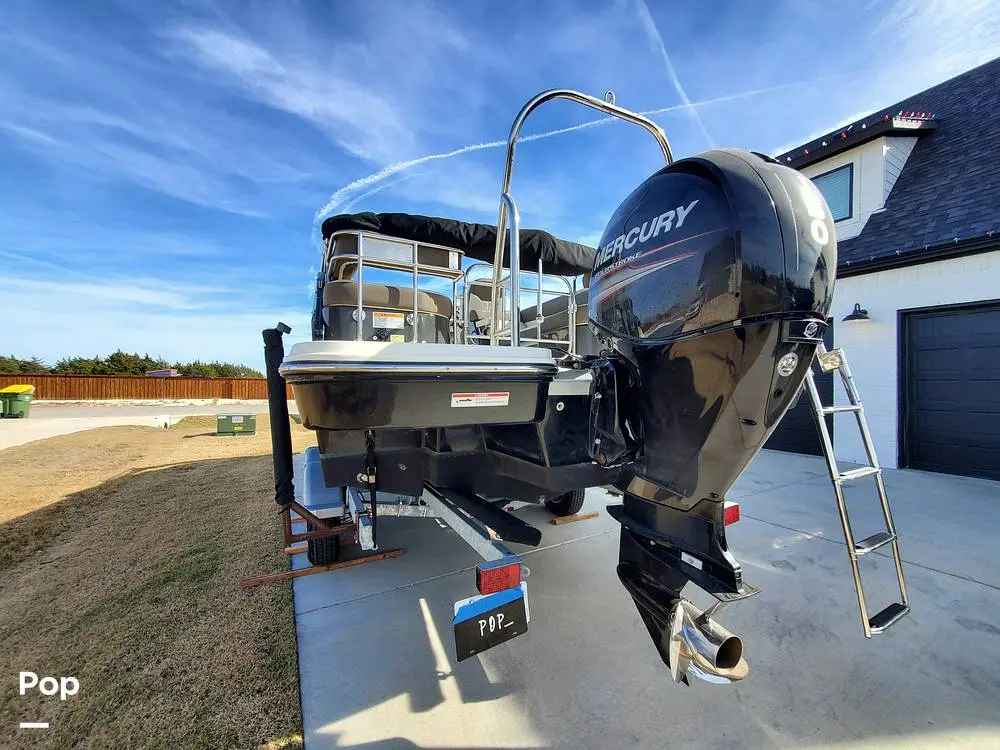 2019 Bayliner element xr7