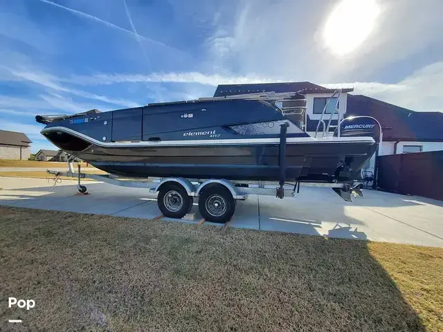 Bayliner Element Xr7