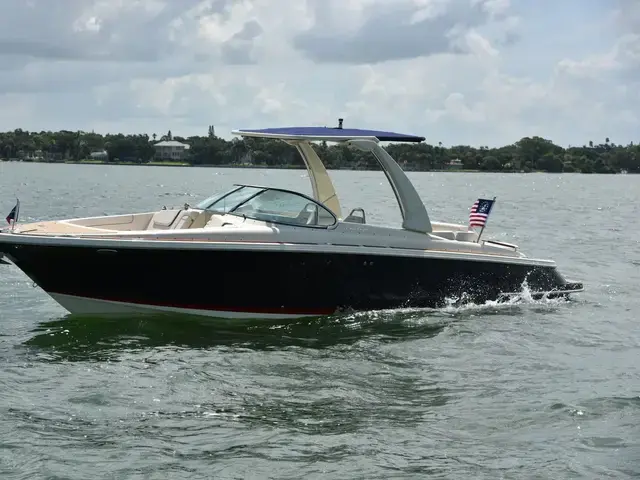 Chris-Craft Launch 28 GT