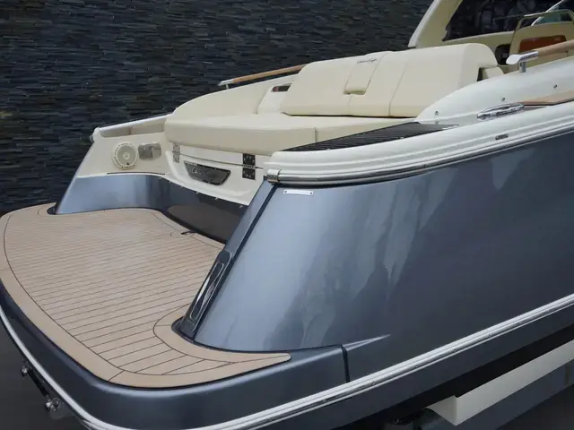 Chris Craft 35 Launch Gt