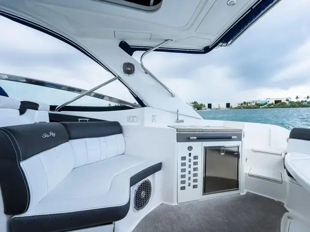 Sea Ray 350 Slx