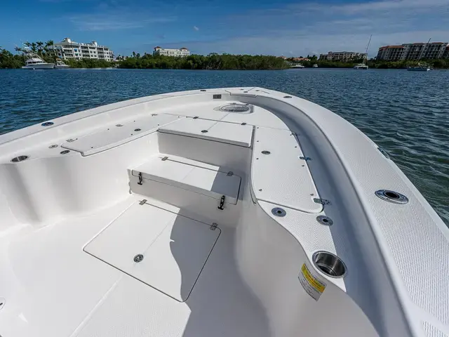 Blue Wave Boats 2800 Pure Hybrid