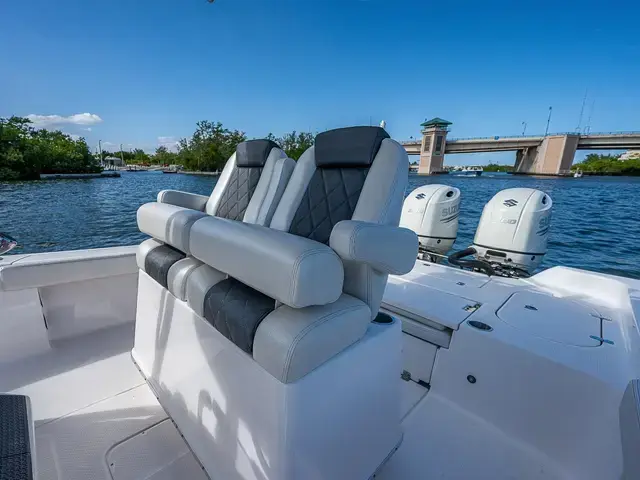 Blue Wave Boats 2800 Pure Hybrid