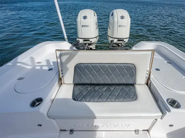 Blue Wave Boats 2800 Pure Hybrid