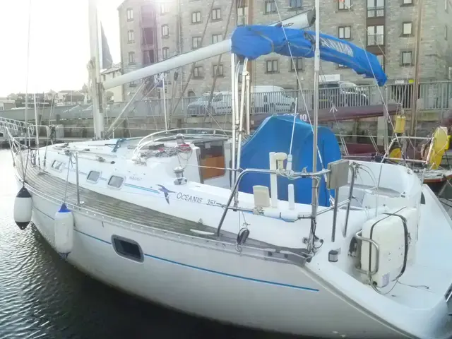 Beneteau Oceanis 351