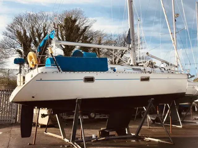 Beneteau Oceanis 351