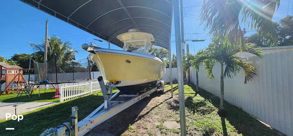 2008 Everglades Boats 240 cc