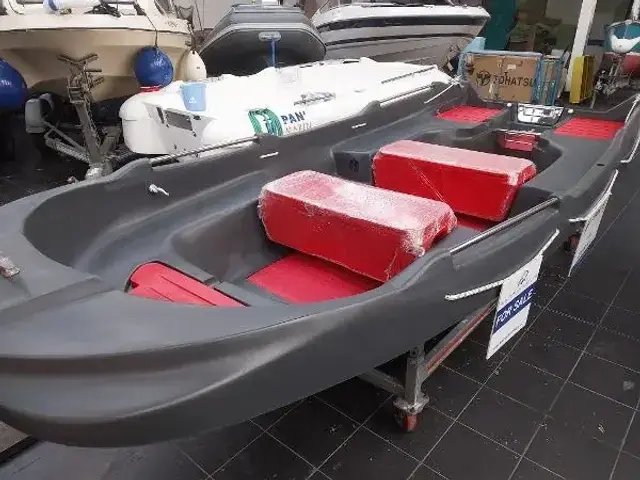 Pans Marine P430