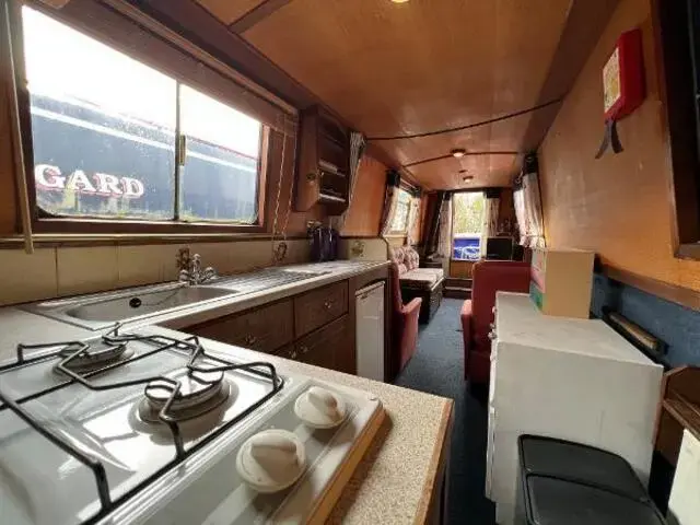 Narrowboat 51' G J Reeves