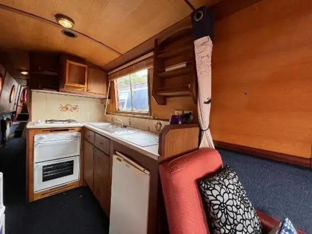 Narrowboat 51' G J Reeves