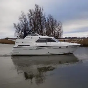 1991 Broom Boats 33