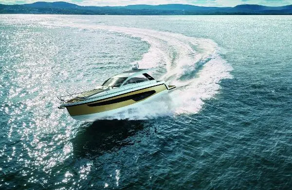 2024 Sealine s 335