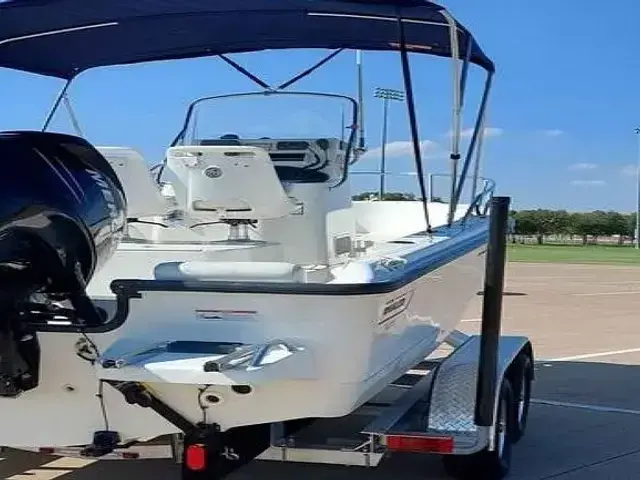 Boston Whaler 190 Outrage