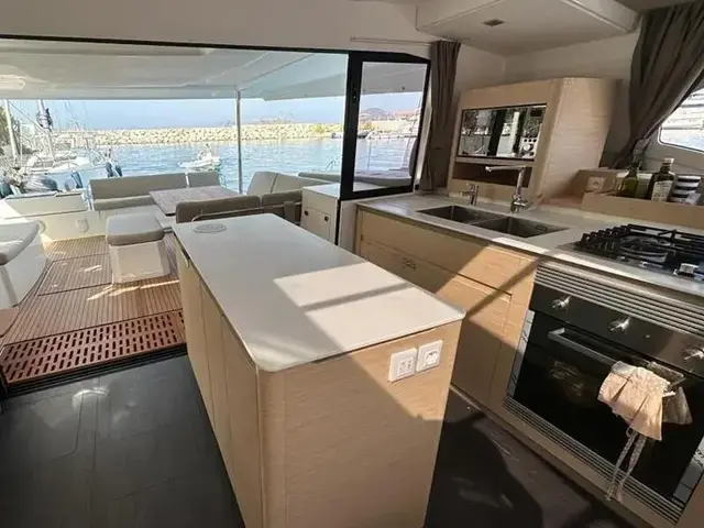 Fountaine Pajot Aura 51