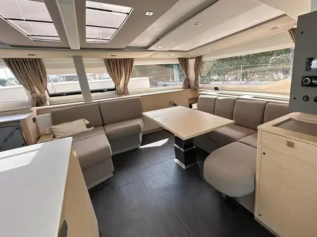 Fountaine Pajot Aura 51