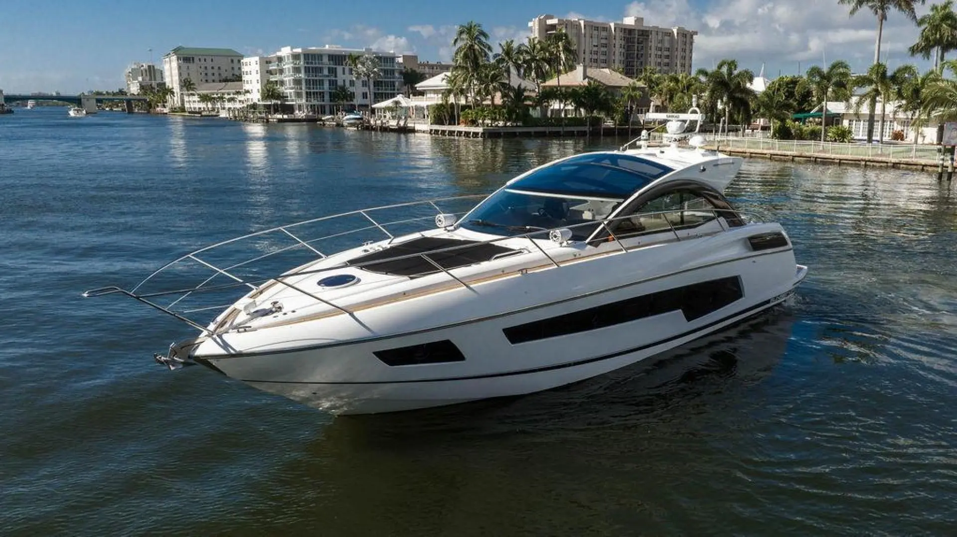 2017 Sunseeker san remo