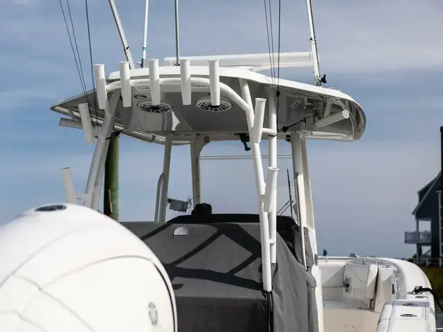 Cobia Boats 320 CC