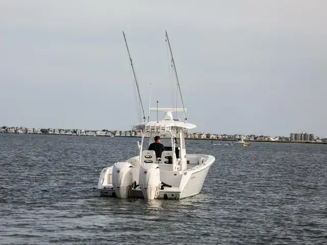 Cobia Boats 320 CC