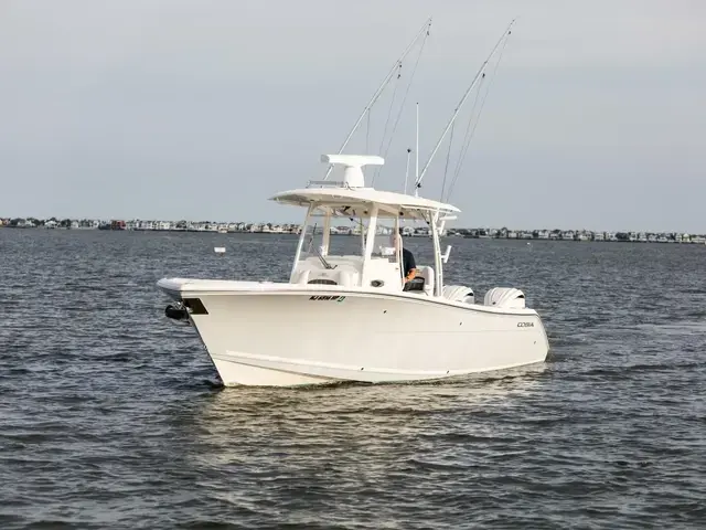 Cobia Boats 320 CC