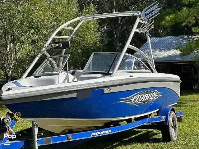 Moomba Mobius LSV