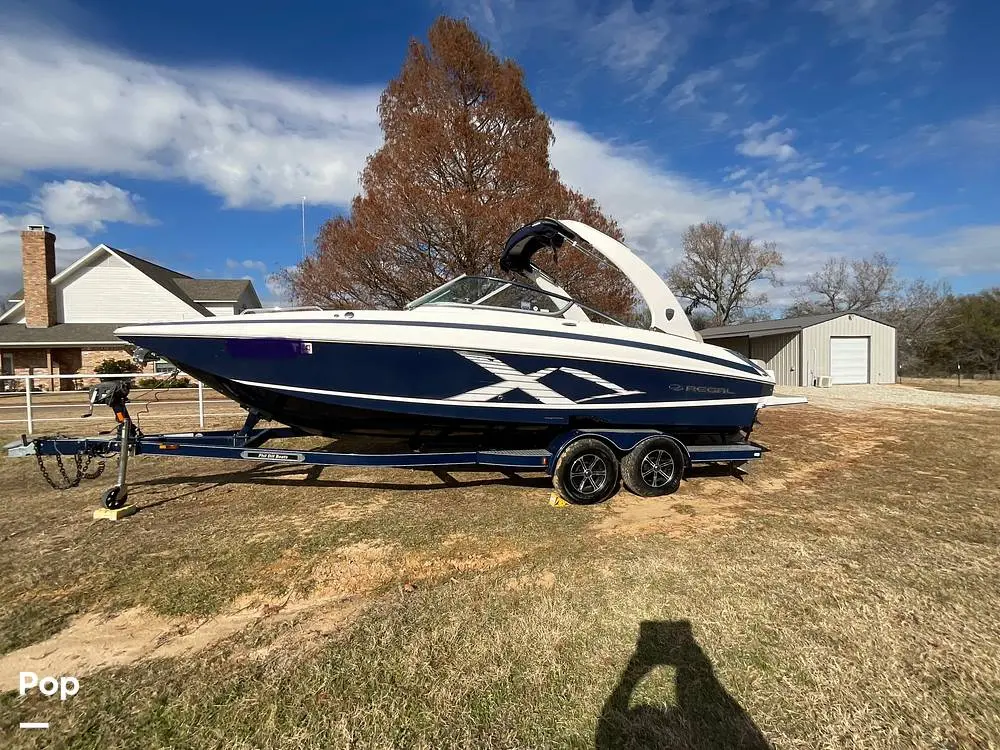 2012 Regal 27 fasdeck