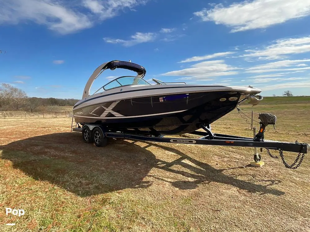 2012 Regal 27 fasdeck