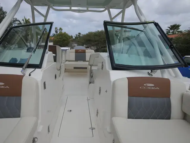 Cobia 240 Dc