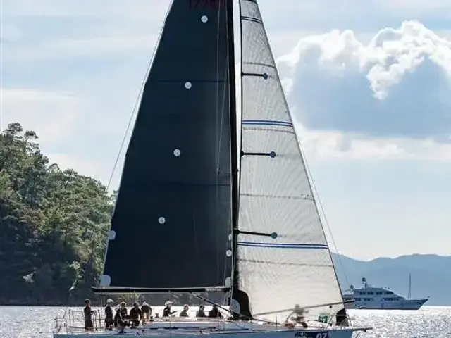 Beneteau First 40