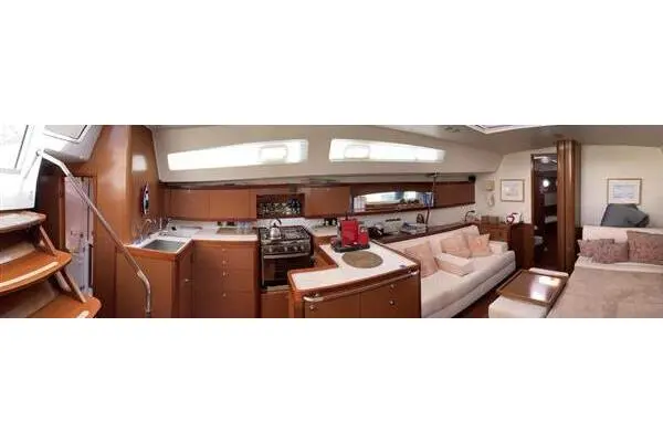 2010 Beneteau