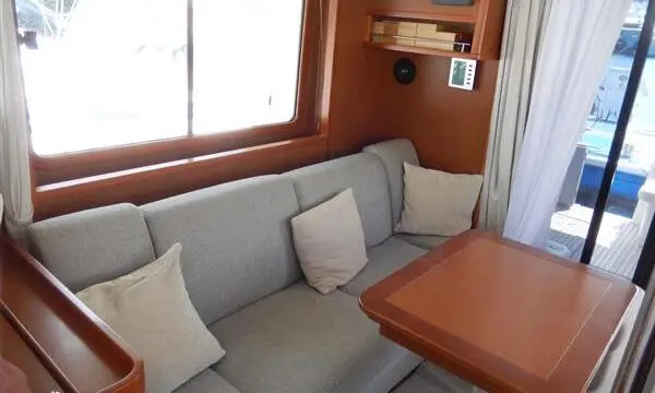 2014 Beneteau swift trawler 44