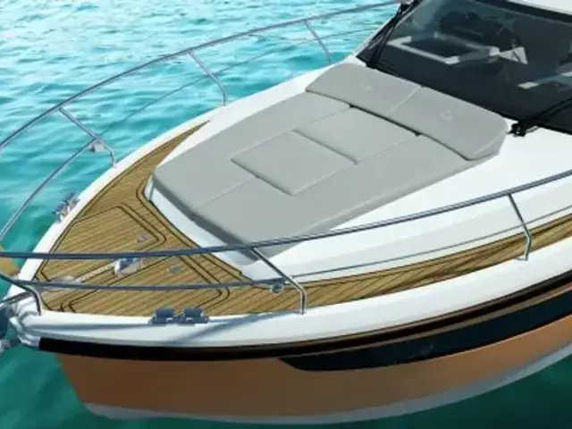 Sealine S 335