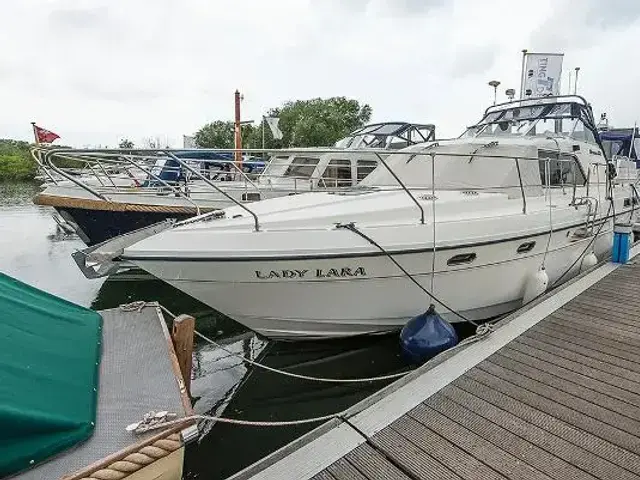 Broom 33