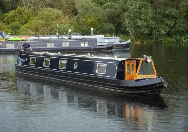 Narrowboat Finesse Boats - Jonathan Wilson -