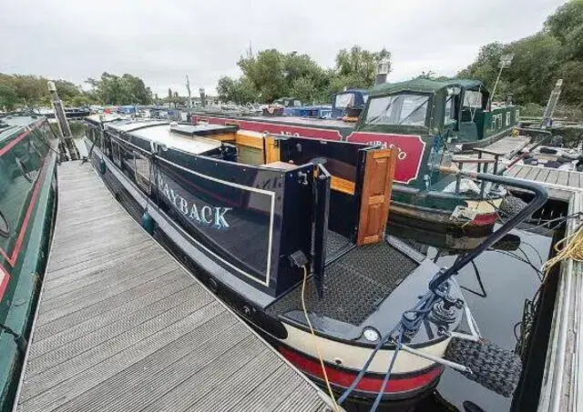 Narrowboat Finesse Boats - Jonathan Wilson -