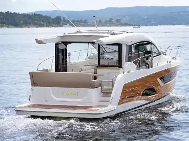 Sealine C390