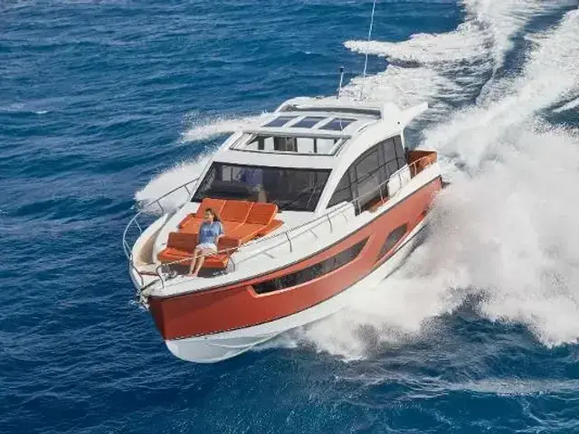 Sealine C430