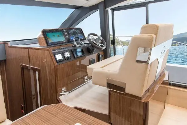 2024 Sealine c 430