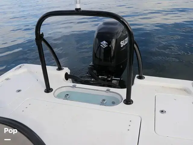 Sea Pro 248 Bay